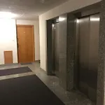 Modern 1br Flat In Heart Of With Parking Apartament *