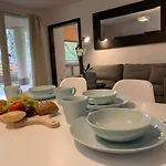 Modern 1br Flat In Heart Of With Parking Warsaw