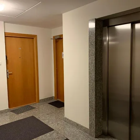 Modern 1br Flat In Heart Of With Parking Warszawa