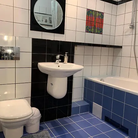 Modern 1br Flat In Heart Of With Parking * Warszawa