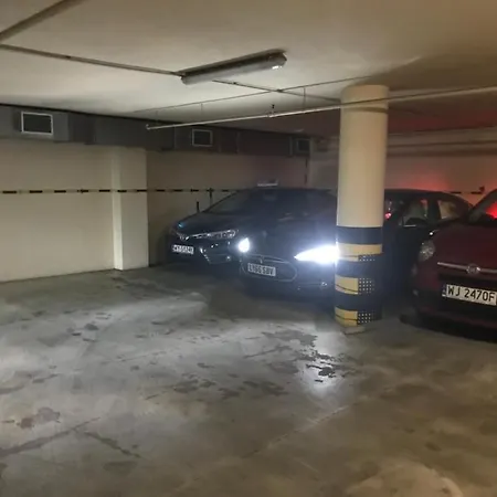 Modern 1br Flat In Heart Of With Parking